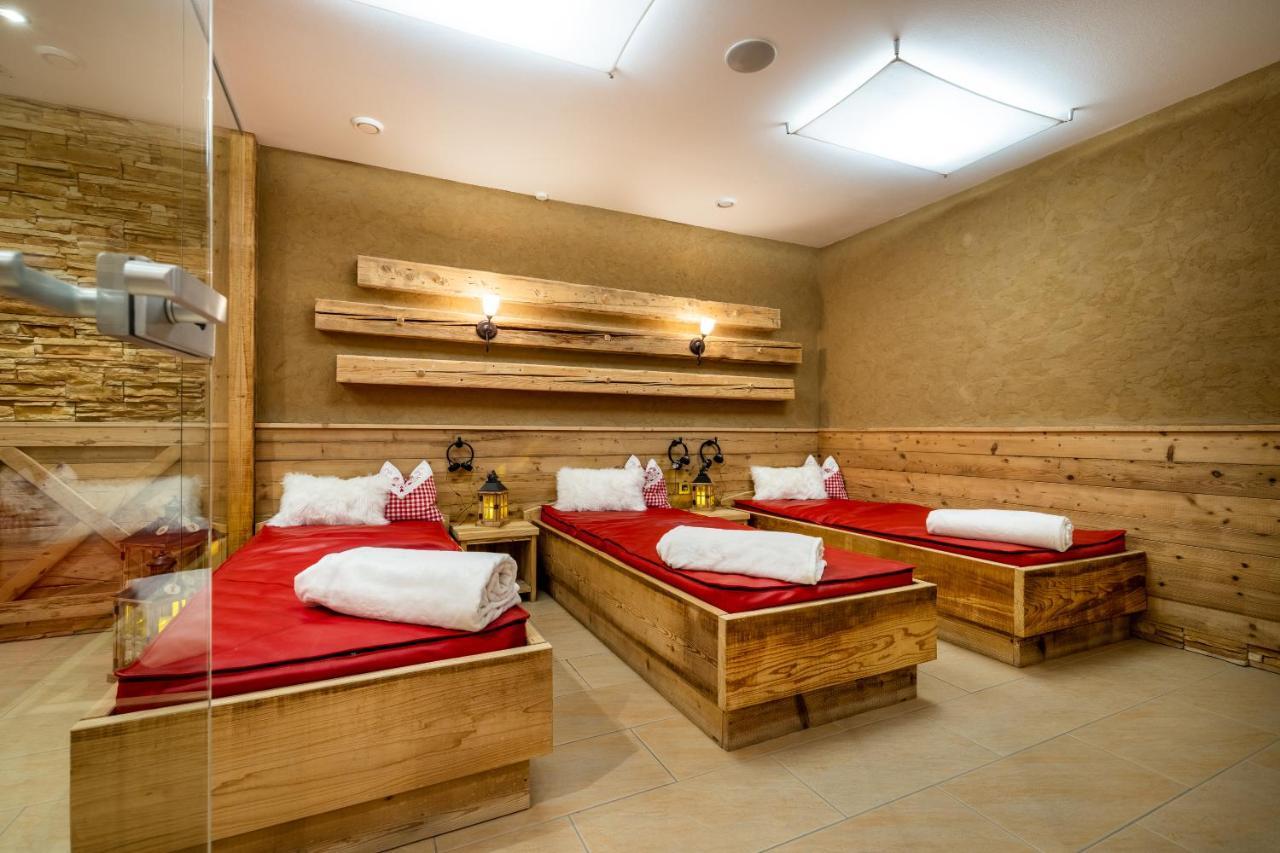 Hotel Breitlehenalm Obertauern Bagian luar foto