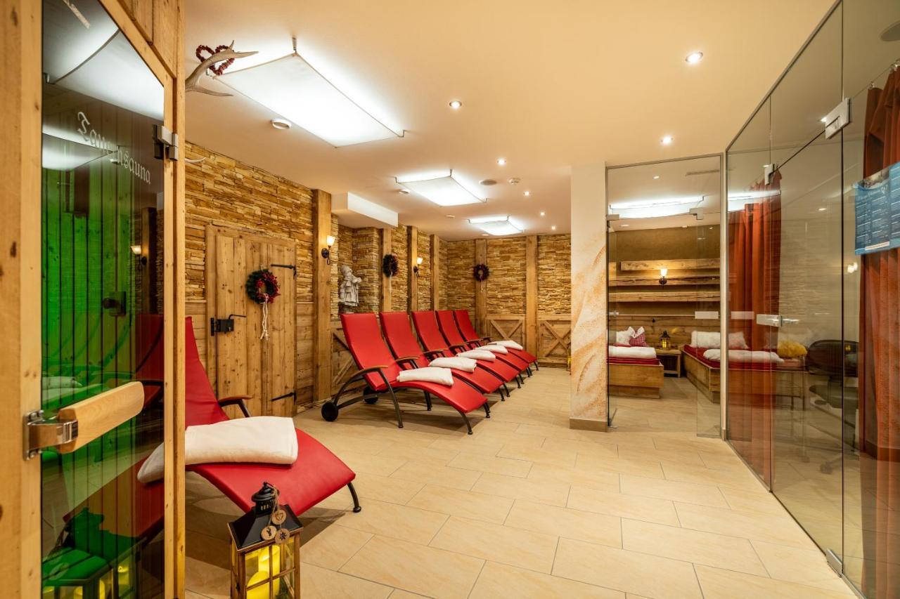 Hotel Breitlehenalm Obertauern Bagian luar foto