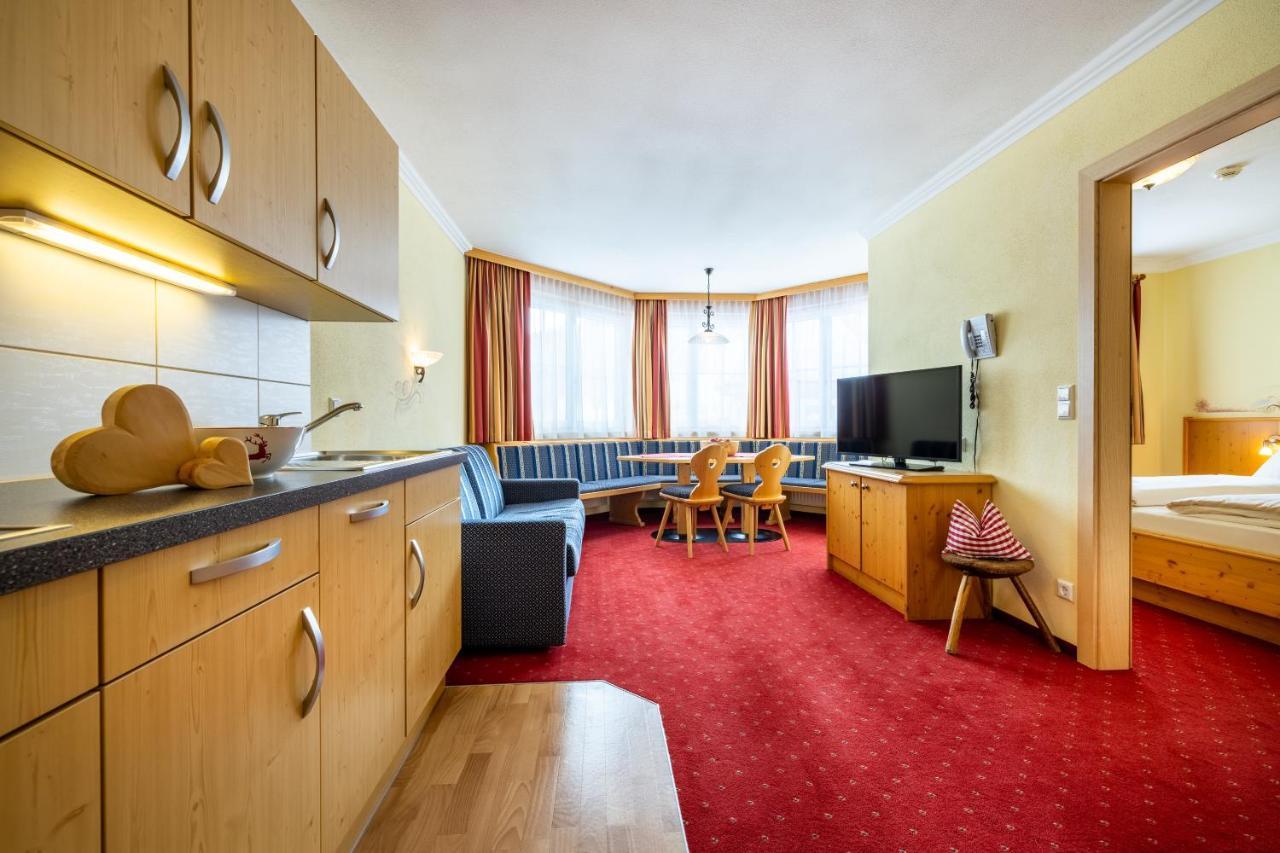 Hotel Breitlehenalm Obertauern Bagian luar foto