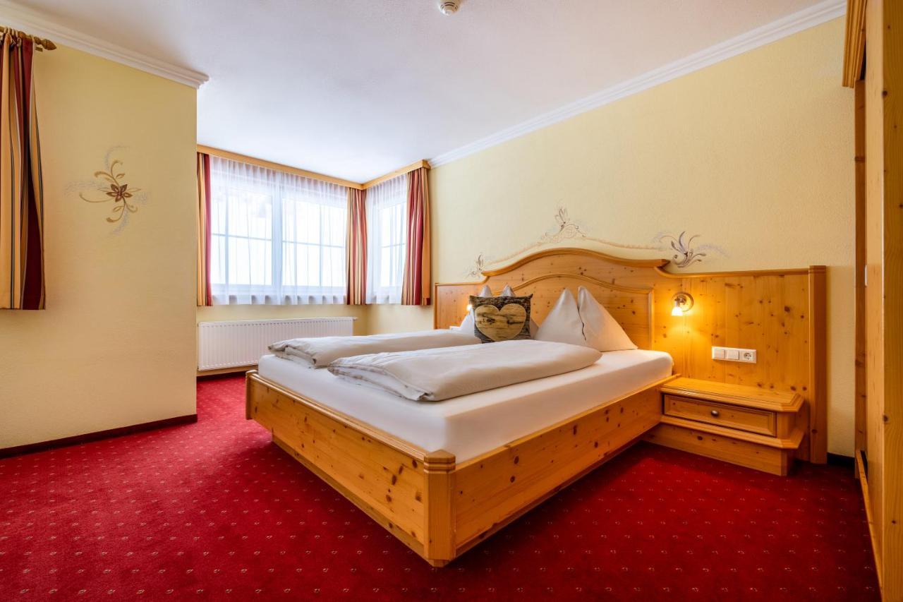 Hotel Breitlehenalm Obertauern Bagian luar foto