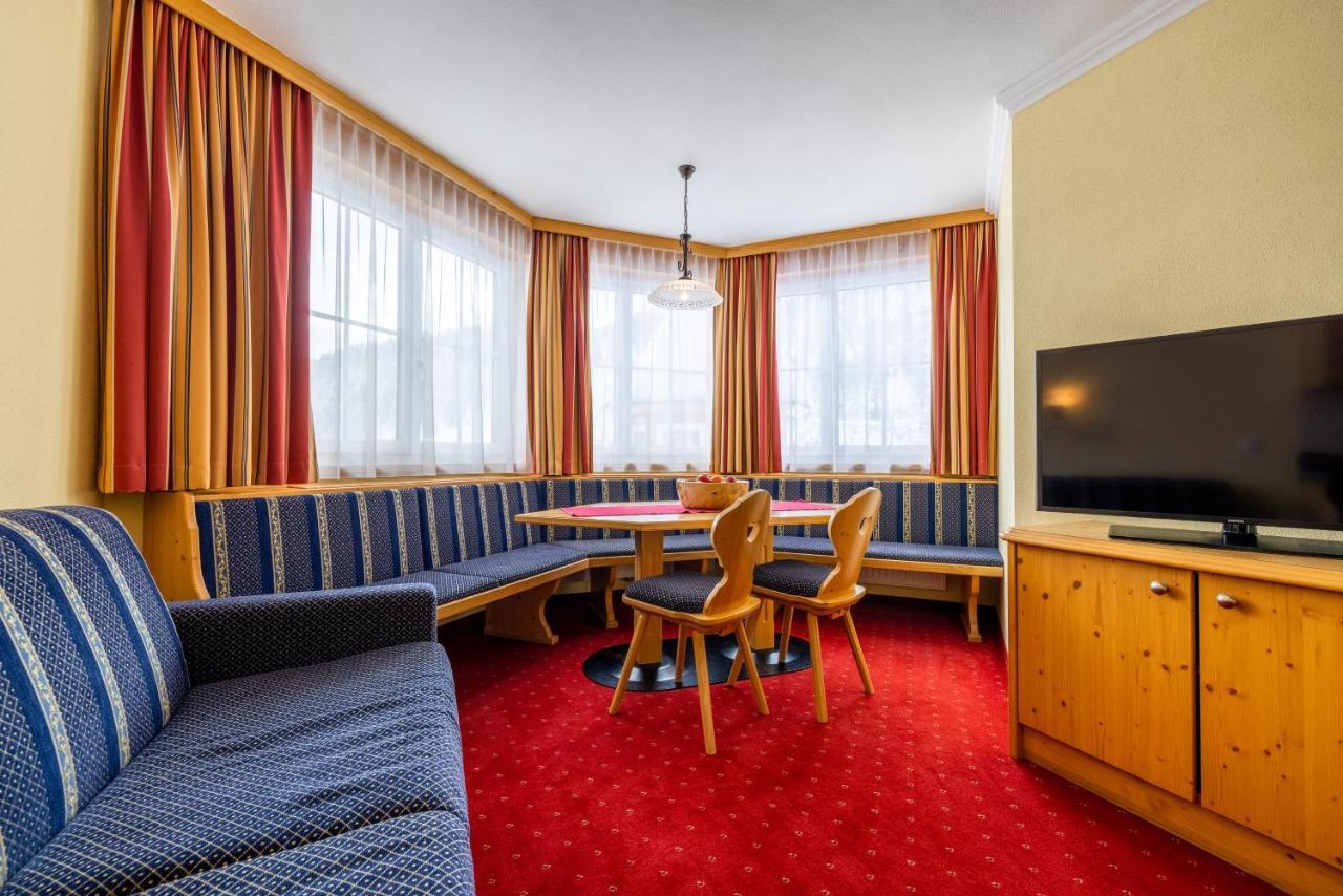 Hotel Breitlehenalm Obertauern Bagian luar foto
